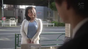 Gã chồng yếu không làm lên đỉnh, vợ yêu lên mạng tìm trai trẻ phang khỏe
